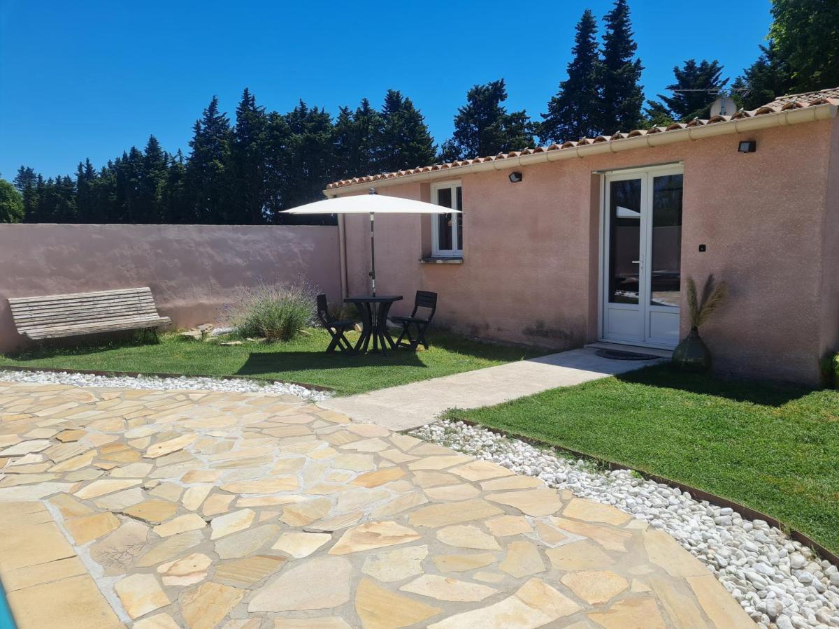 Tylyan Villa Le Thor Exterior photo