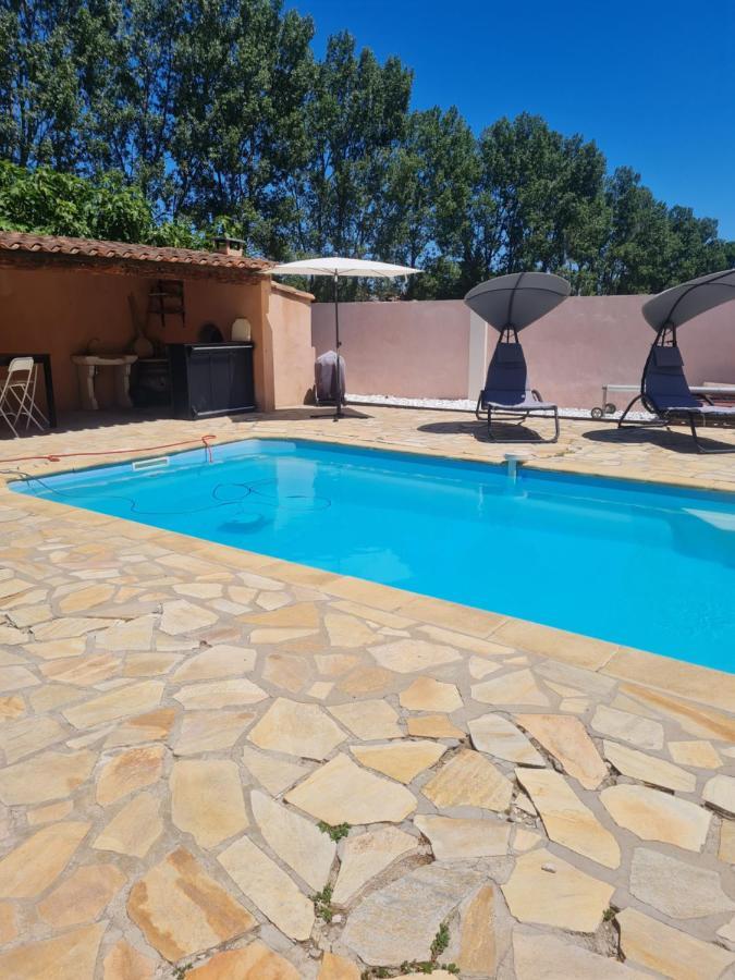 Tylyan Villa Le Thor Exterior photo